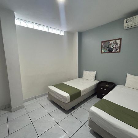 Departamentos De 2 Y 3 Habitaciones En El Centro De Manta Extérieur photo