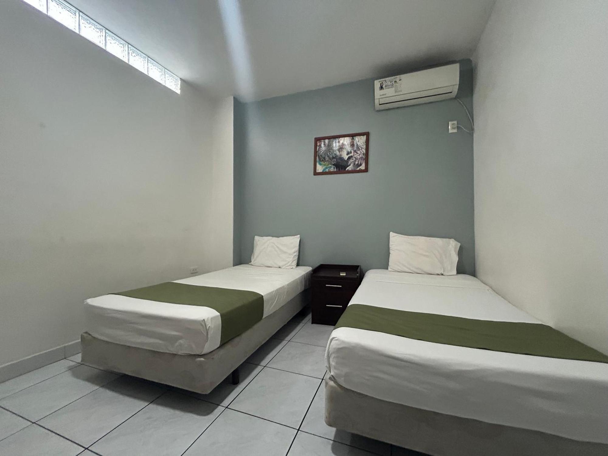 Departamentos De 2 Y 3 Habitaciones En El Centro De Manta Extérieur photo