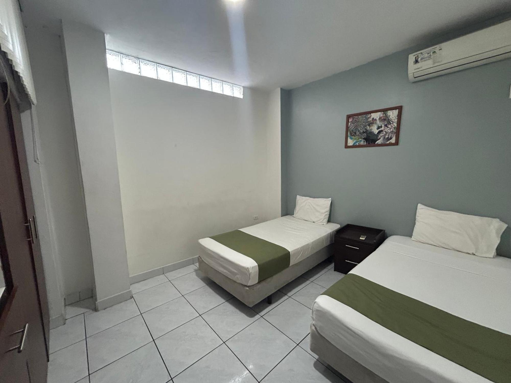 Departamentos De 2 Y 3 Habitaciones En El Centro De Manta Extérieur photo